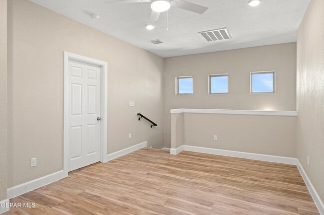 Building Photo - 6305 Palo Verde Pl