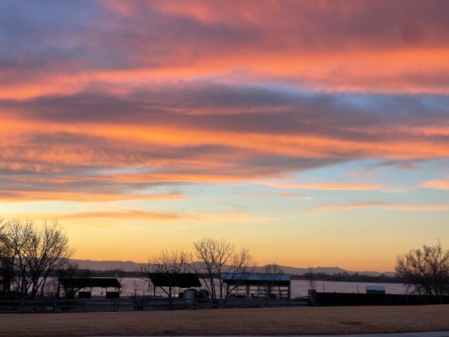 Building Photo - 1628 Shoreview Pkwy