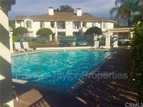 Building Photo - 2305 Rancho Del Oro Rd