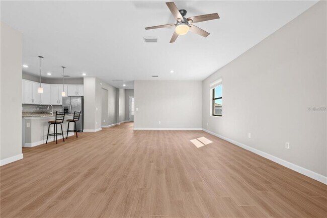 Building Photo - 15719 Islandwalk Ave