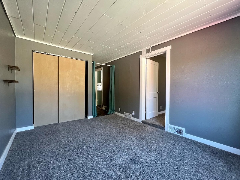 Building Photo - 240 St Andrew St