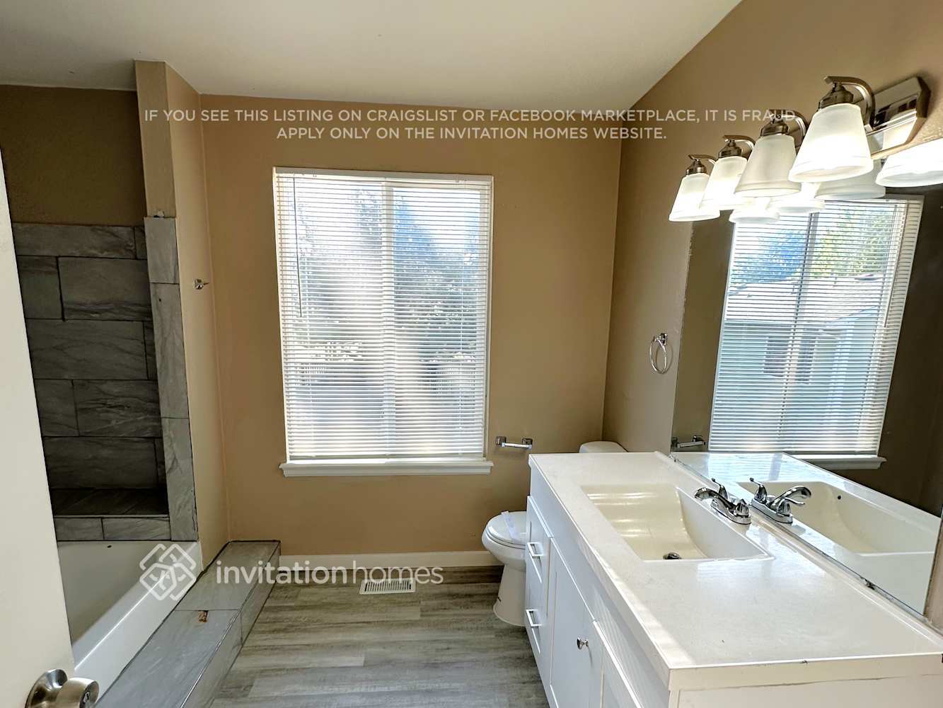 Building Photo - 660 S Joplin St