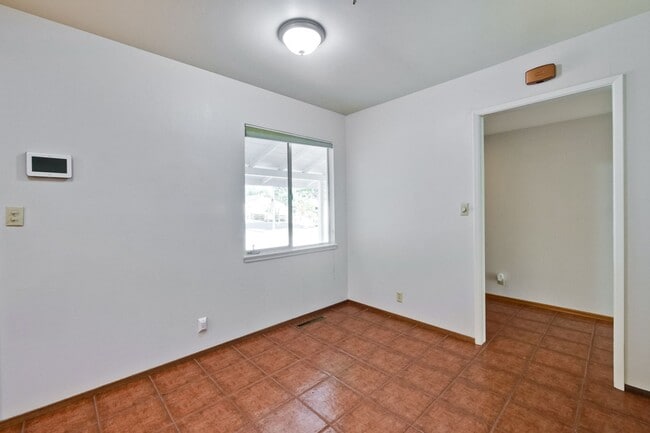 Building Photo - 1534 Crespi Dr