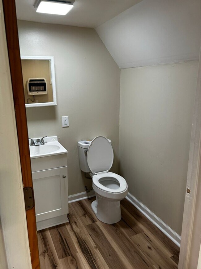 Building Photo - 340-342 Main Street