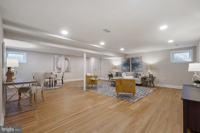 Building Photo - 12301 Espalier Pl