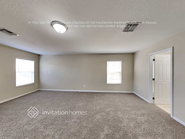 Building Photo - 15262 Galbi Dr