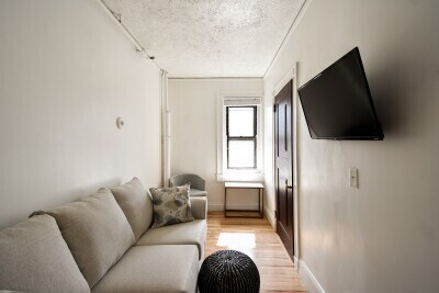 Building Photo - 95 Westland Ave