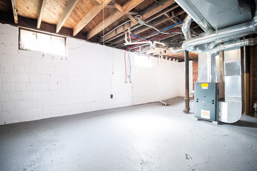 Building Photo - 1246 Laclede Rd