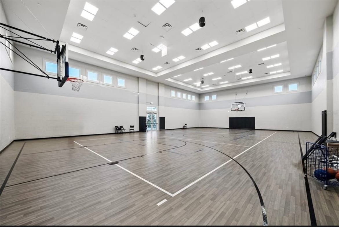 Indoor basketball courts - 15246 Serene Shores Loop