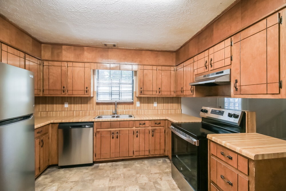 Building Photo - 127 Gristmill Ct