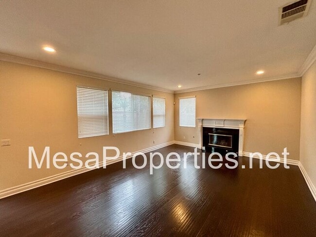 Building Photo - 15471 American Way