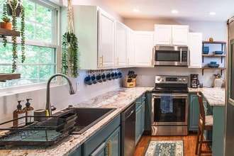 Building Photo - Adorable home available for rent 9/29/2025!