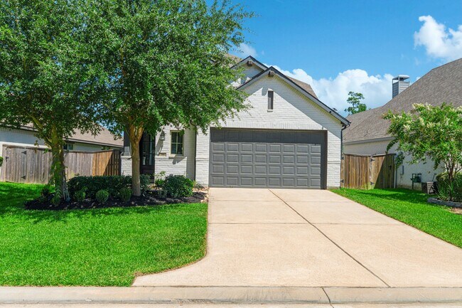 Building Photo - 706 Santa Elena Trail