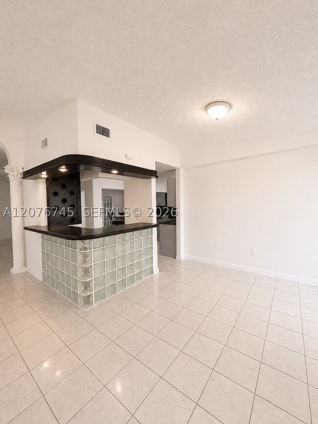 Building Photo - 3011 SW 117th Ct