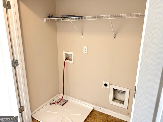 Building Photo - 2304 Bigwood Trail