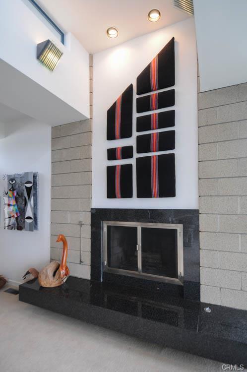 Building Photo - Custome Built Home With Ocean Views