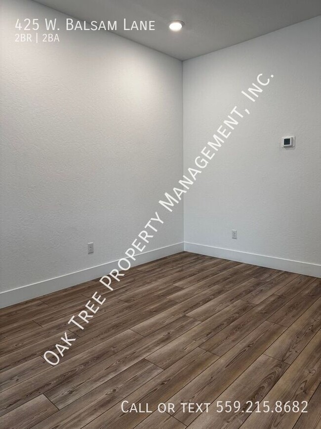 Building Photo - 425 W Balsam Ln
