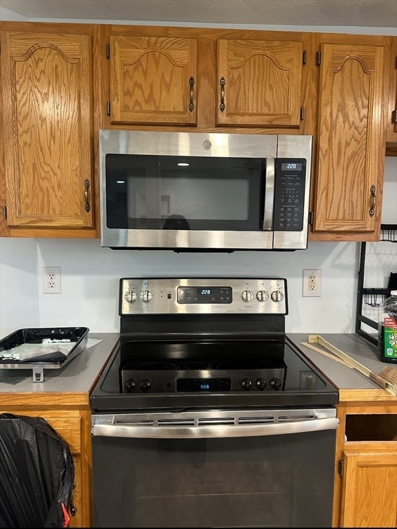 Building Photo - 27 Jackson St