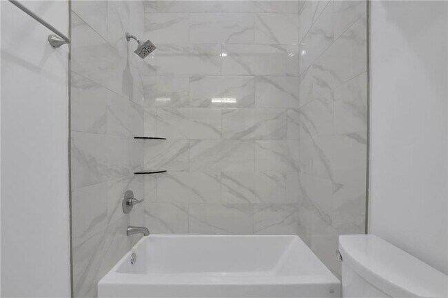 Building Photo - 2964 Old Peachtree Rd NE