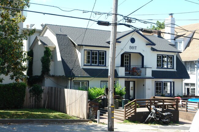 Building Photo - 2728 Channing Way