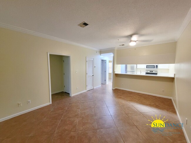 Building Photo - Renovated 2 Bedroom Condo in Sandestin!