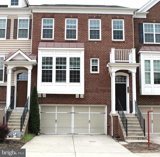Building Photo - 43555 White Cap Terrace