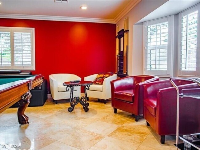 Building Photo - 5033 Saluda Cir