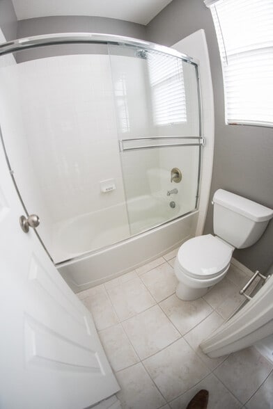 downstairs bathroom - 1882 Shadetree Dr