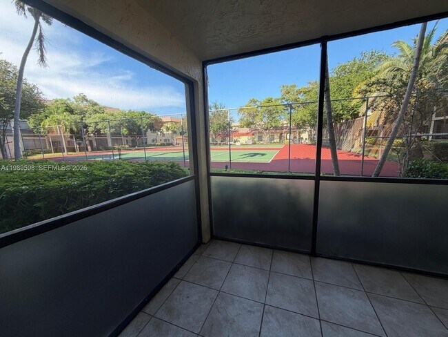 Building Photo - 253 S Cypress Rd