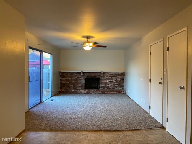Building Photo - 3 br, 2 bath House - 3532 Mariposa Ct