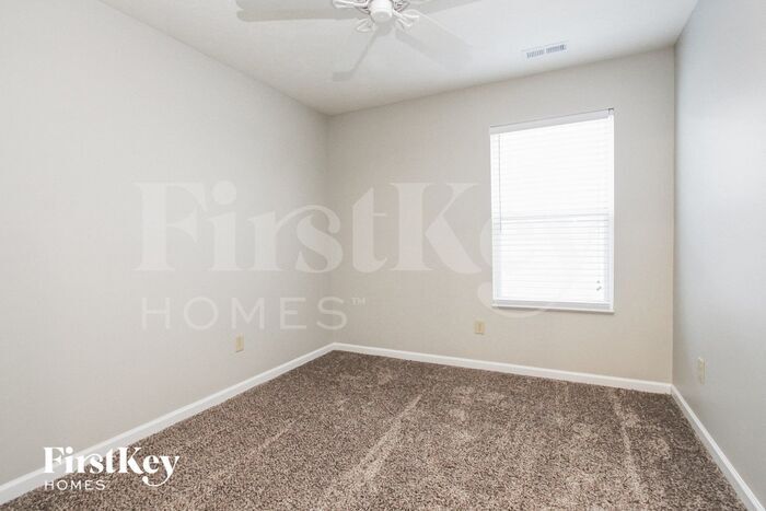 Building Photo - 1462 Bluestem Dr
