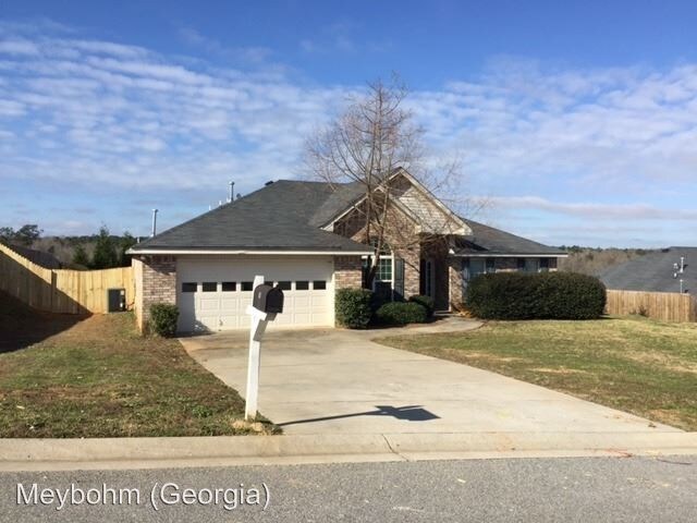 Primary Photo - 4 br, 2 bath House - 702 Oakwood Court