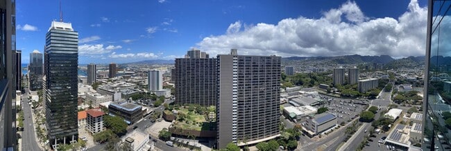 Building Photo - Capitol Place - High Floor!