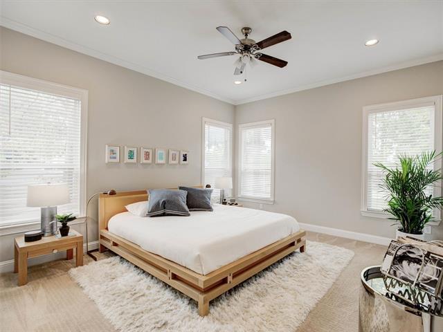 Building Photo - 2700 Gladstone Dr