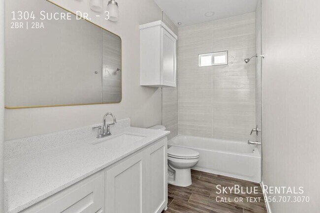 Building Photo - 1304 W Sucre Dr