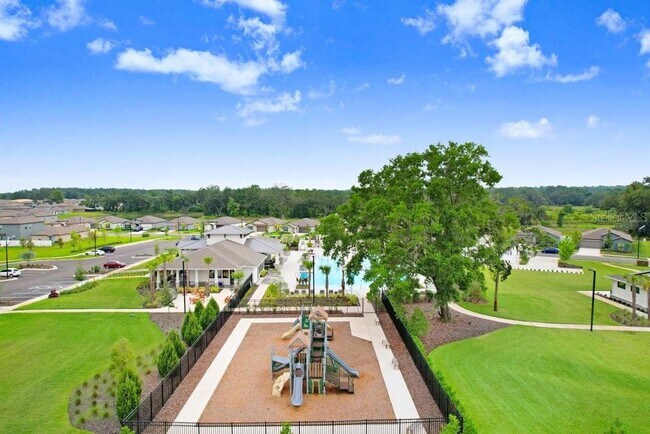 Building Photo - 6384 Ten Acre Ct