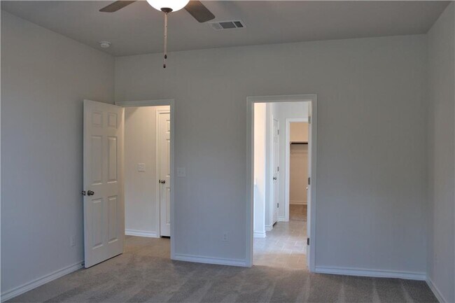 Building Photo - 344 Capstone Rd