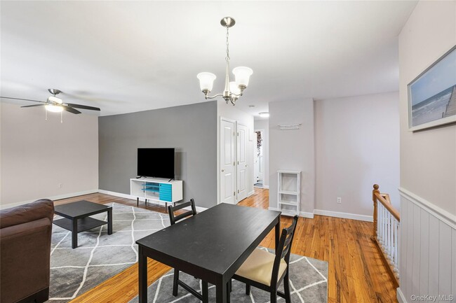 Building Photo - 219 Farber Dr