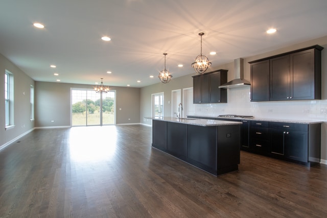 Building Photo - 136 Roman Ln