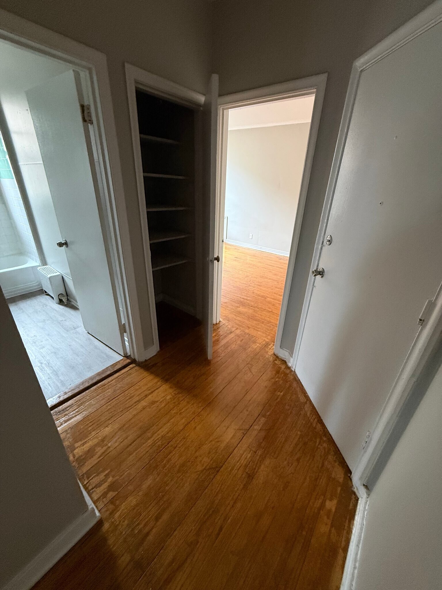 Building Photo - 276 Collins St