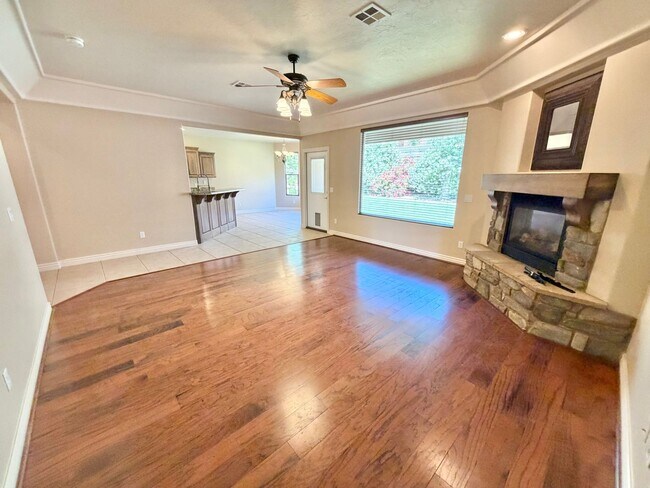 Building Photo - 2176 N Gunsight Dr