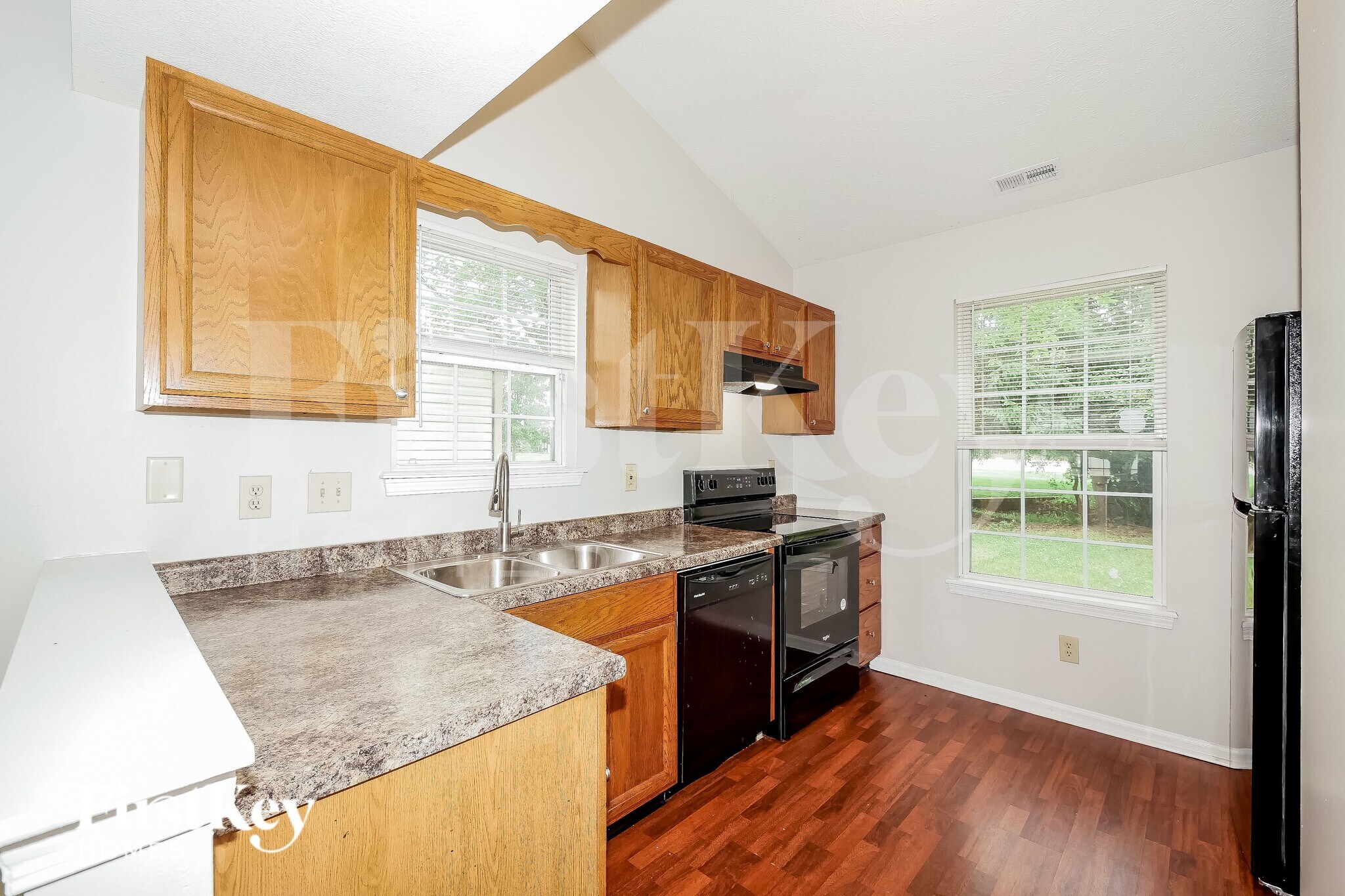 Building Photo - 6843 Owls Nest Ct