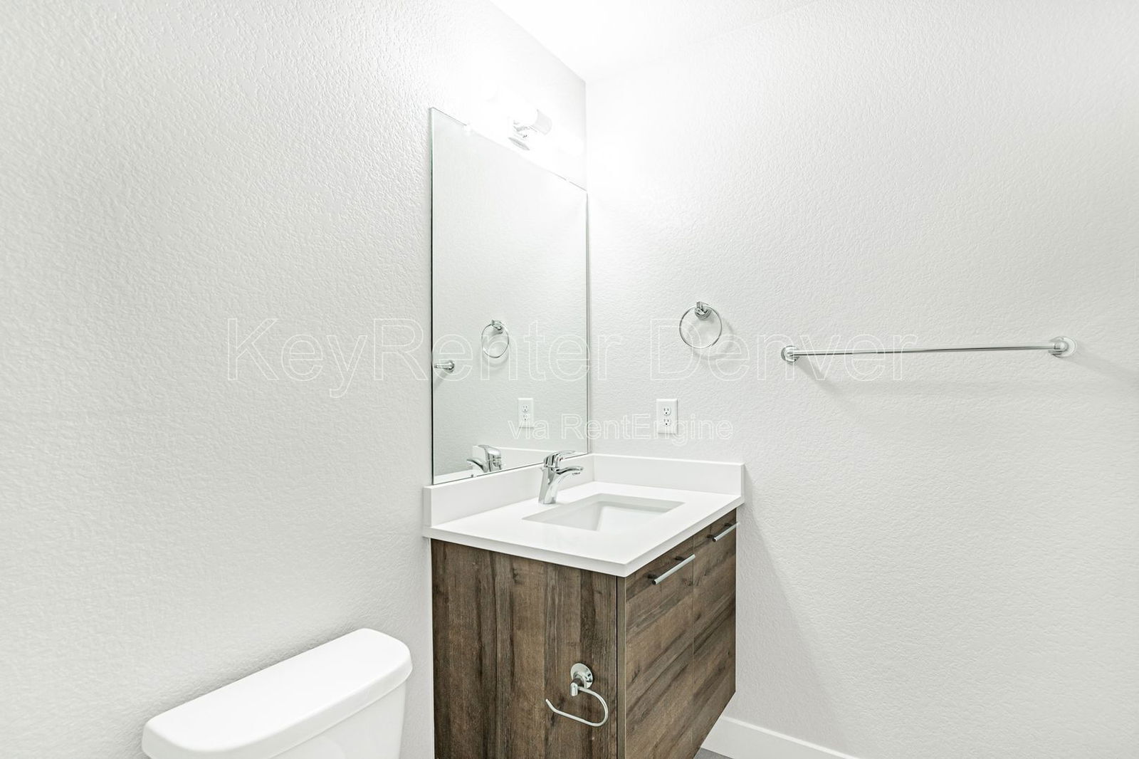 Building Photo - 5535 W 10th Ave