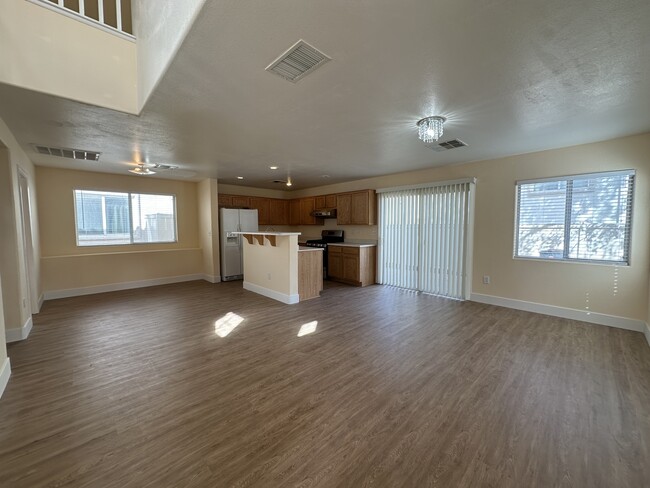 Building Photo - 6540 Mandarin Zest Ct