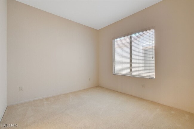 Building Photo - 576 Carmel Mesa Dr