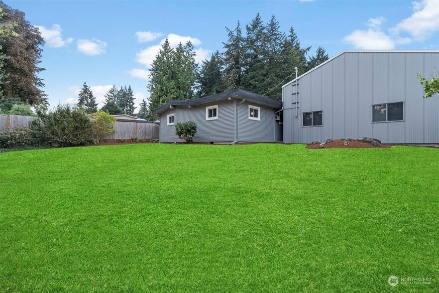 Building Photo - 18912 46th Ave S