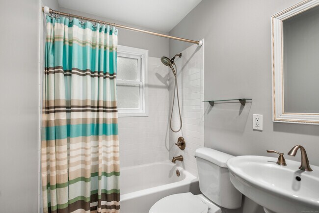 Building Photo - 57 Wampus Way