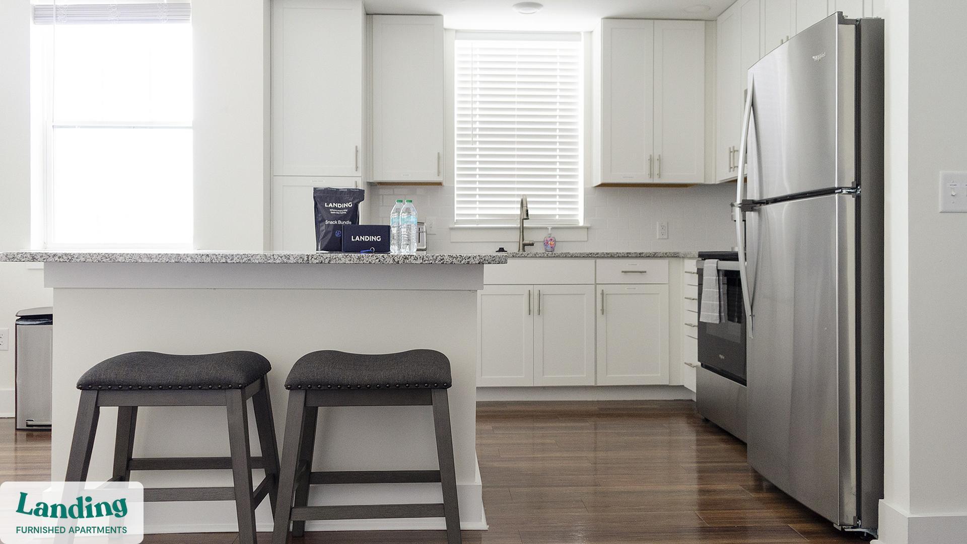 Building Photo - 901 Kelly Green Ln