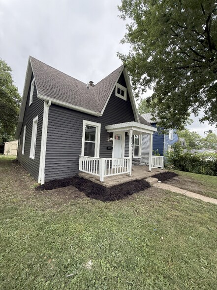Building Photo - 532 E Chillicothe Ave