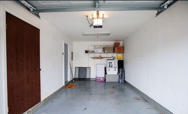 Building Photo - 1397 Sanzon Dr